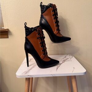 Azalea Wang The Crown Laced Boot Stilettos, Size 7, NIB